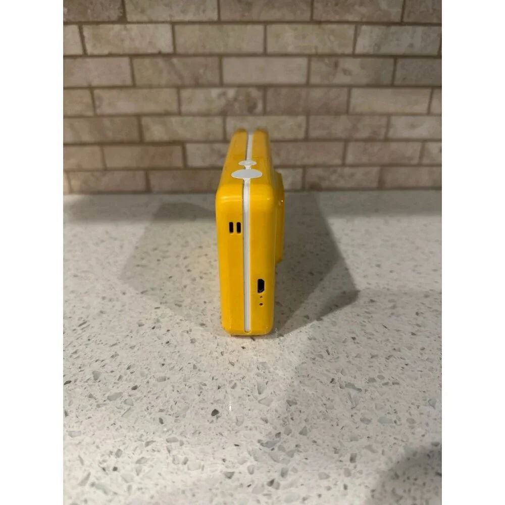 KODAK Instant Camera Printer Yellow‎ C210